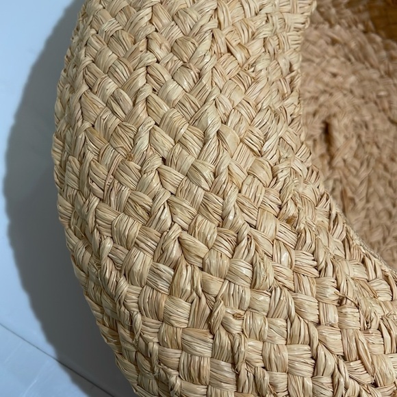 Helen Kaminski Classic Raffia Sun Hat —BEAUTIFUL!!  Like New Condition!! - Picture 8 of 8